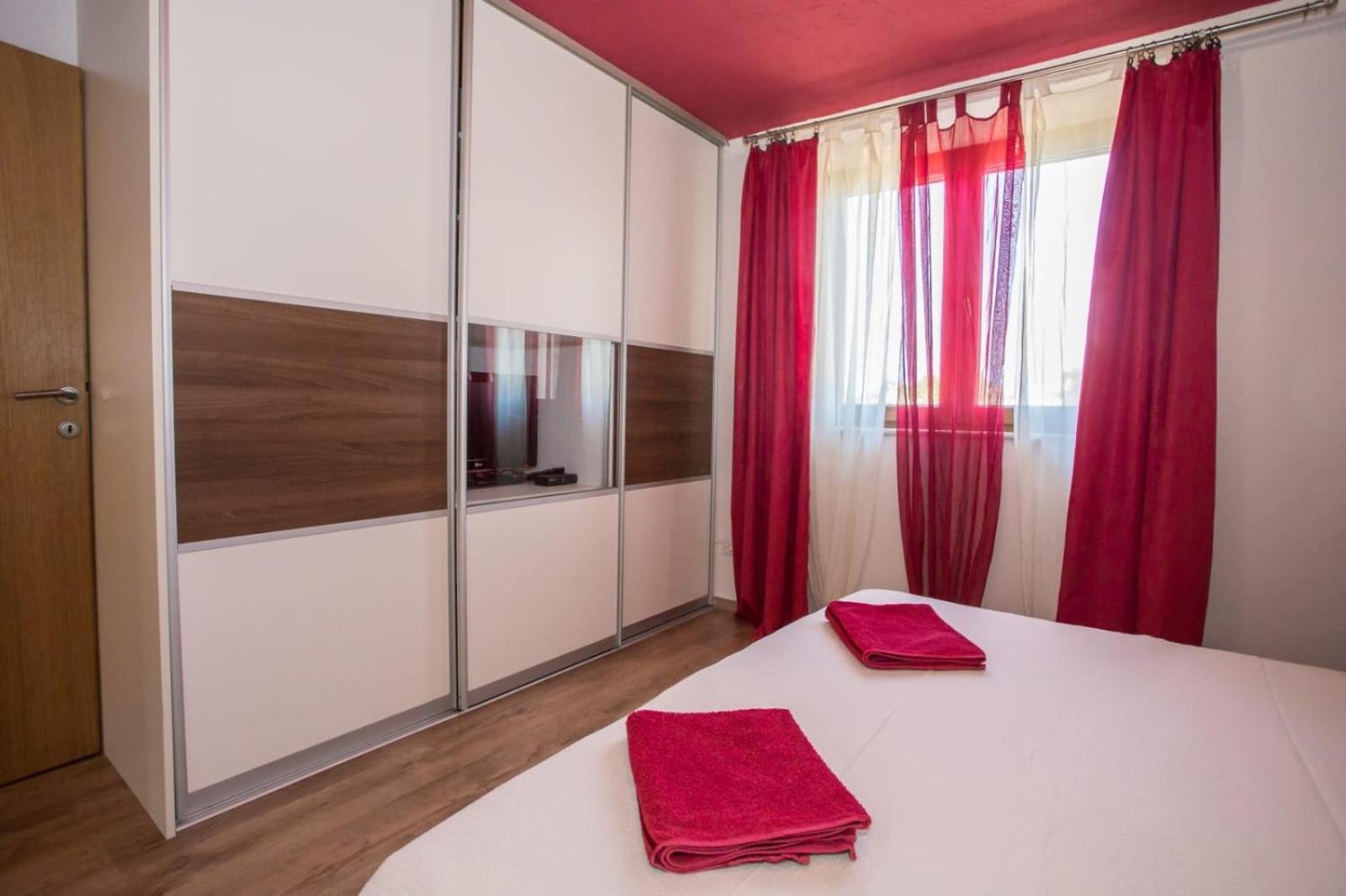 Family Friendly With A Swimming Pool Nova Vas, - 14167 *